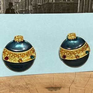 Vintage Festive Christmas Green Ornaments Gold Jewelry Earrings